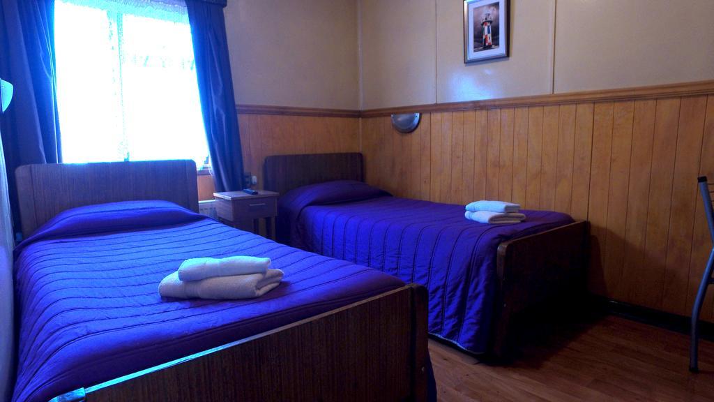 Hostal Victoria Punta Arenas Exteriör bild